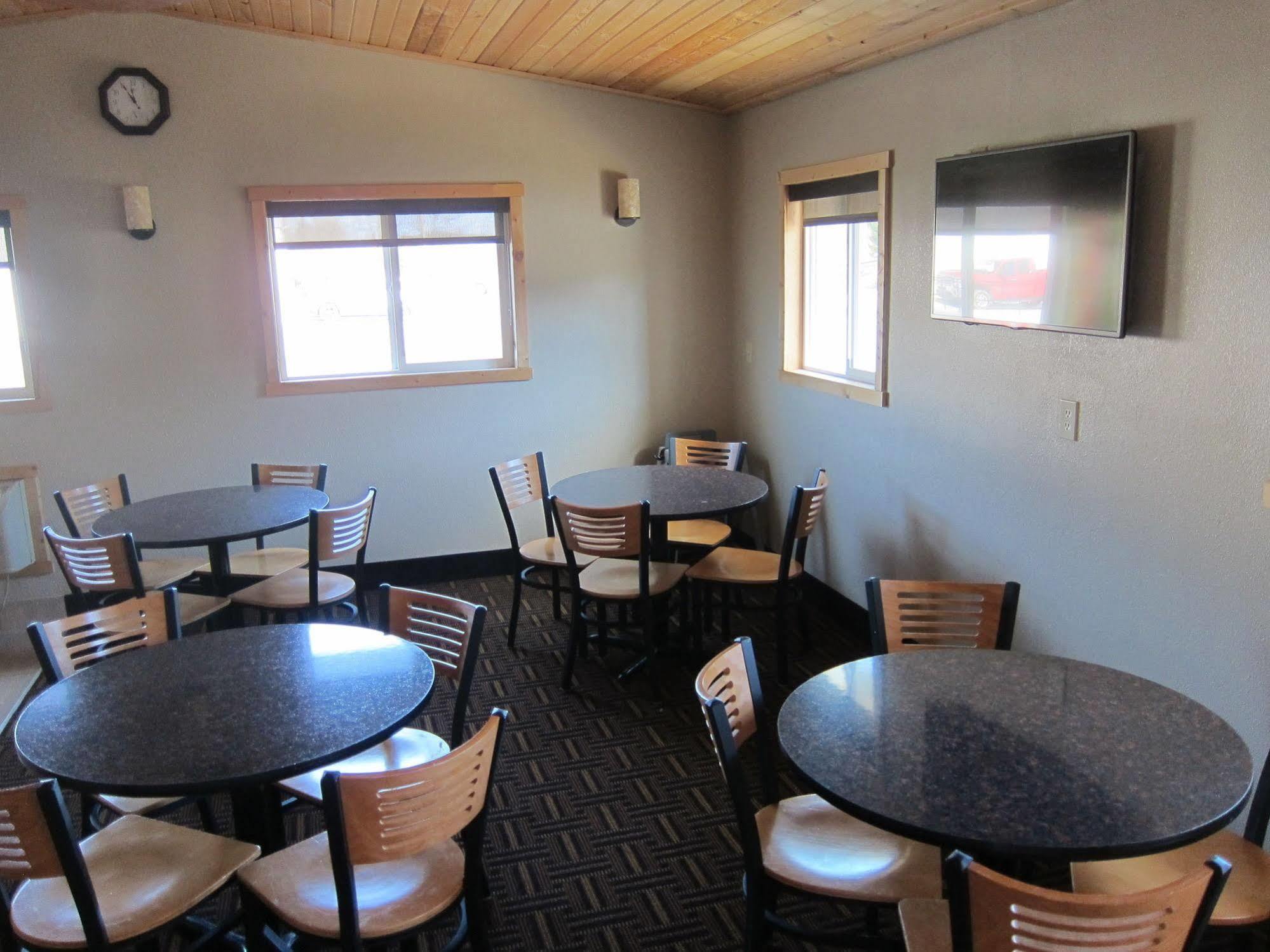 Hotel Super 8 By Wyndham Elkins Extérieur photo